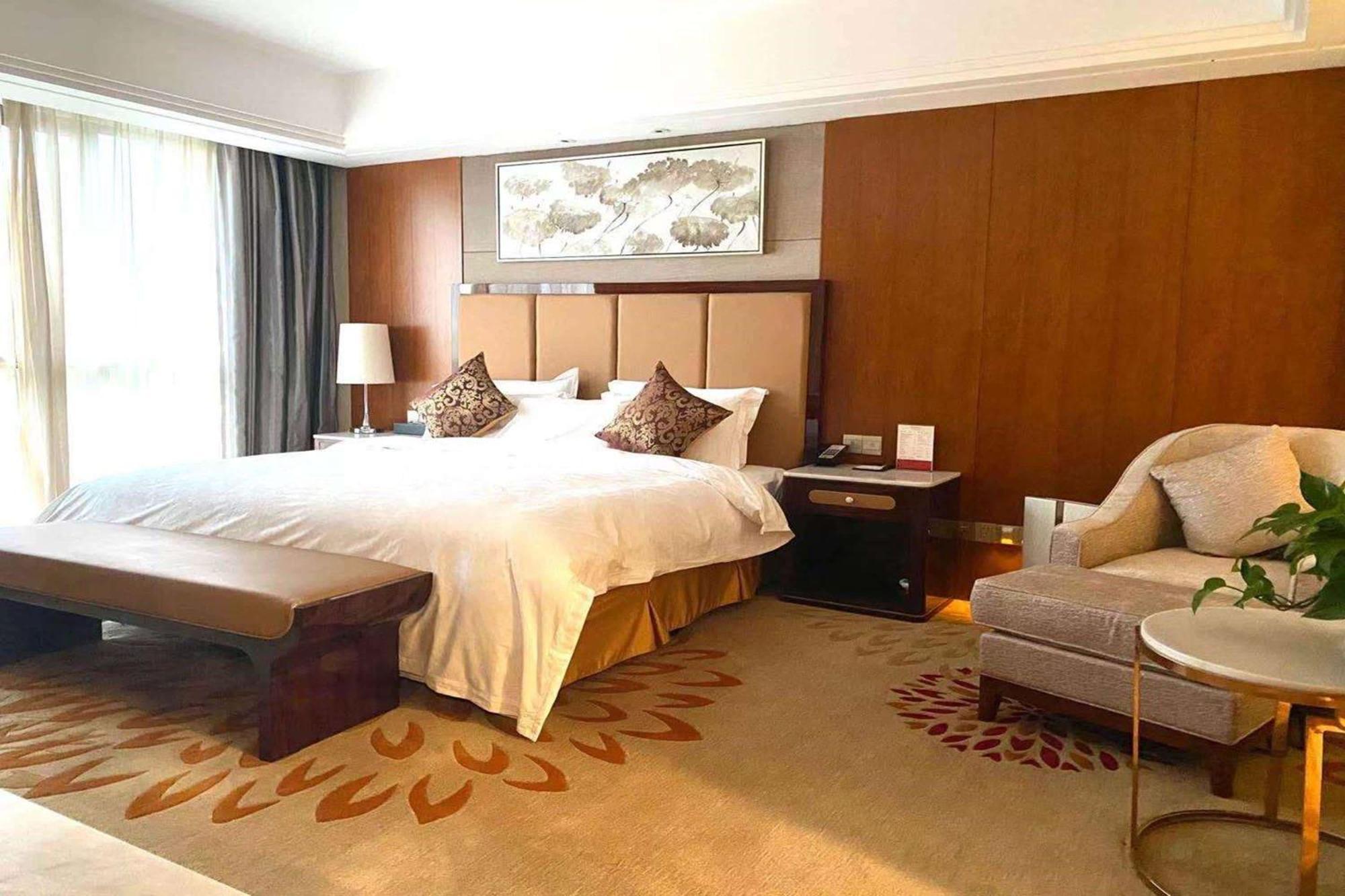 Отель Ramada Nanjing Нанкин Экстерьер фото
