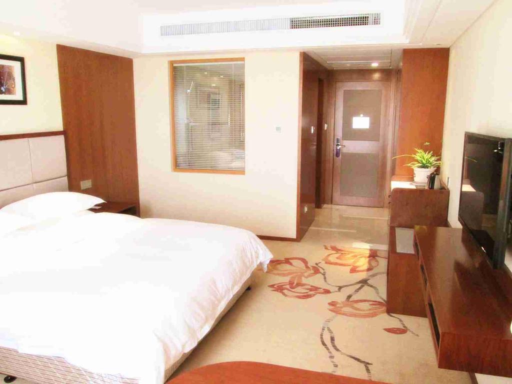 Отель Ramada Nanjing Нанкин Номер фото